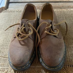 De. Martens size womens US 6 (UK4)